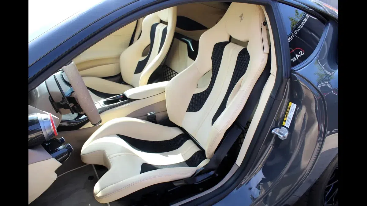 Ianis Stoica, achiziție de lux! Ademenit de arabi, fotbalistul și-a luat o „bestie” de 330.000 de euro