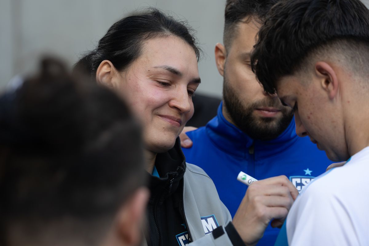 De la glorie la adio » Totul despre cariera Cristinei Neagu: debutul briliant la Mondialul din Franța, accidentările care i-au adus durere și revenirea acasă