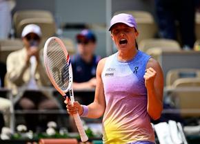 Duel de foc în semifinale la Roland Garros » Iga Swiatek este a doua semifinalistă la Paris