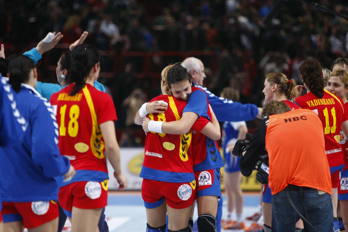 De la glorie la adio » Totul despre cariera Cristinei Neagu: debutul briliant la Mondialul din Franța, accidentările care i-au adus durere și revenirea acasă