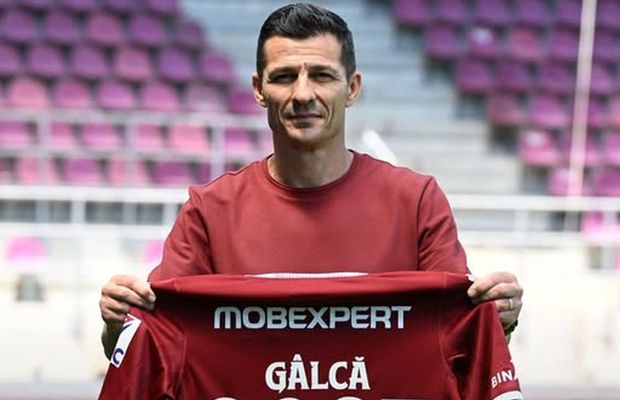 Costel Gâlcă a semnat pe două sezoane cu Rapid » Legenda Stelei îi asigură pe fani: „Știu ce înseamnă spiritul Rapidului”