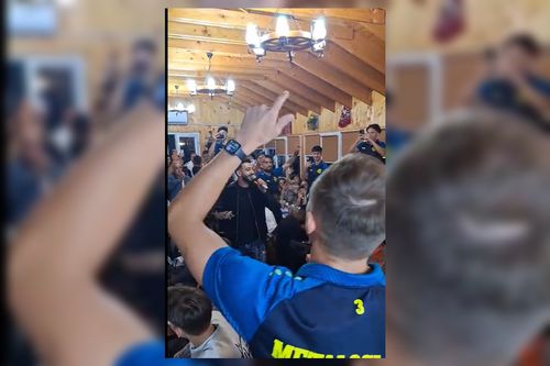 VIDEO Noul antrenor al Farului, dedicații de la lăutari: „Eu de iau locul oricui / Iau locul Regelui”