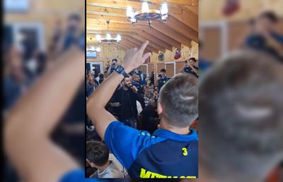 Noul antrenor al Farului, dedicații de la lăutari: „Eu de iau locul oricui / Iau locul Regelui”