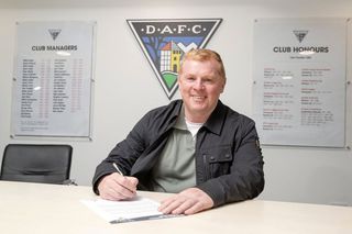 Neil Lennon a semnat: „Povestea continuă”