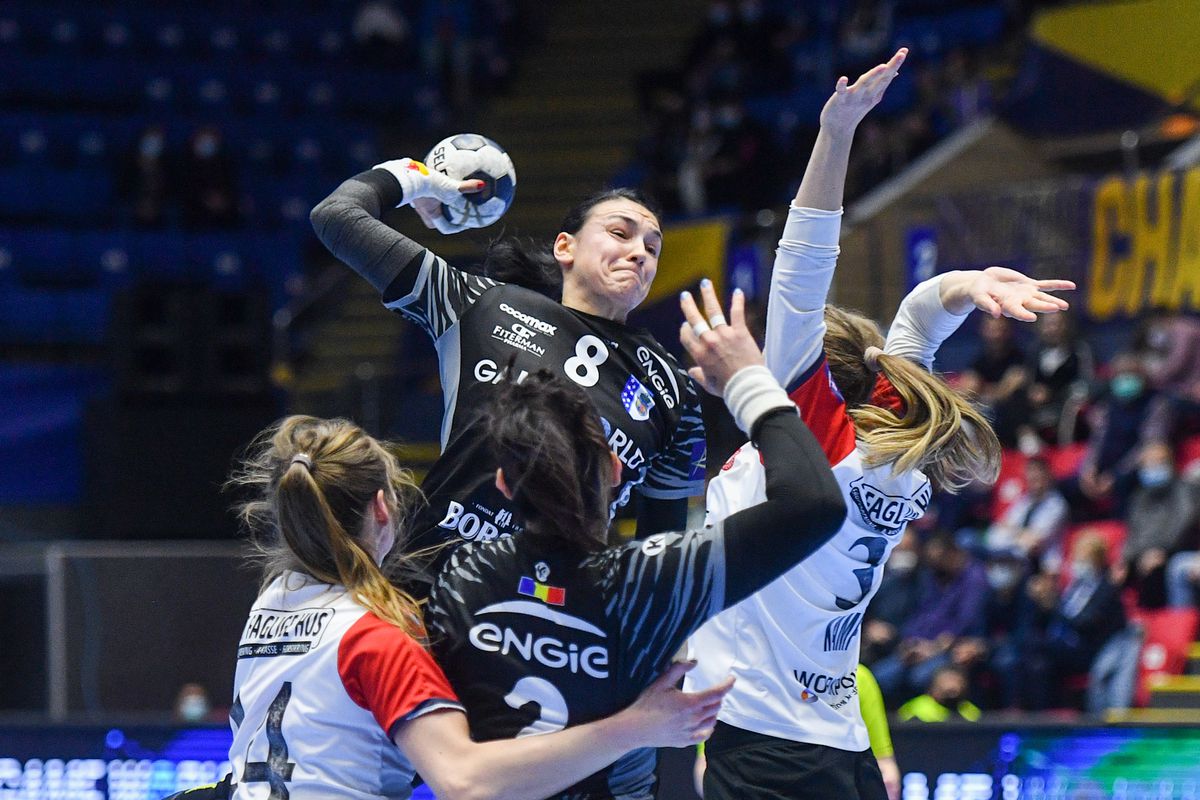 De la glorie la adio » Totul despre cariera Cristinei Neagu: debutul briliant la Mondialul din Franța, accidentările care i-au adus durere și revenirea acasă