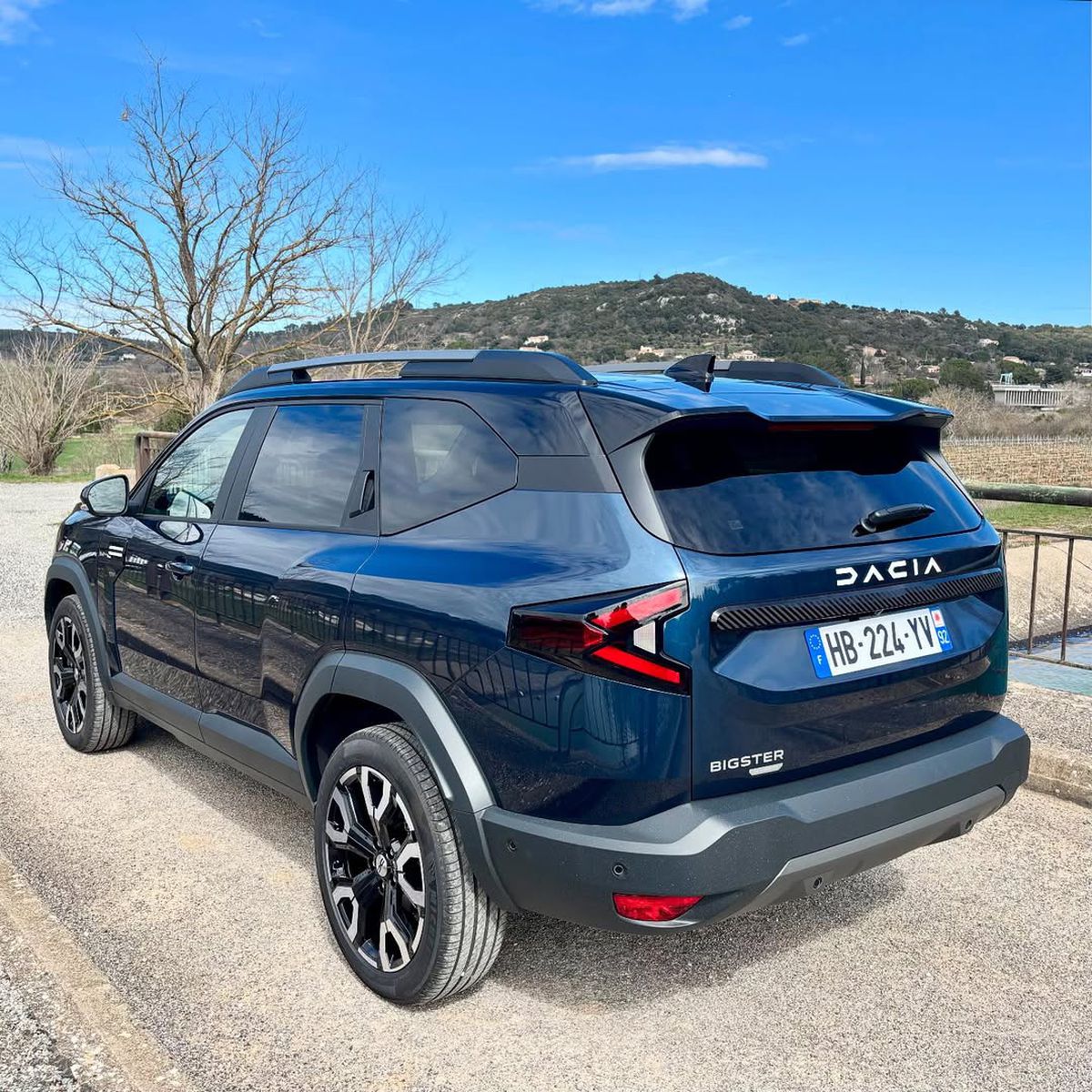 Dacia revoluționează piața auto din România cu noul SUV » Cum arată modelul care poate depăși Duster în vânzări