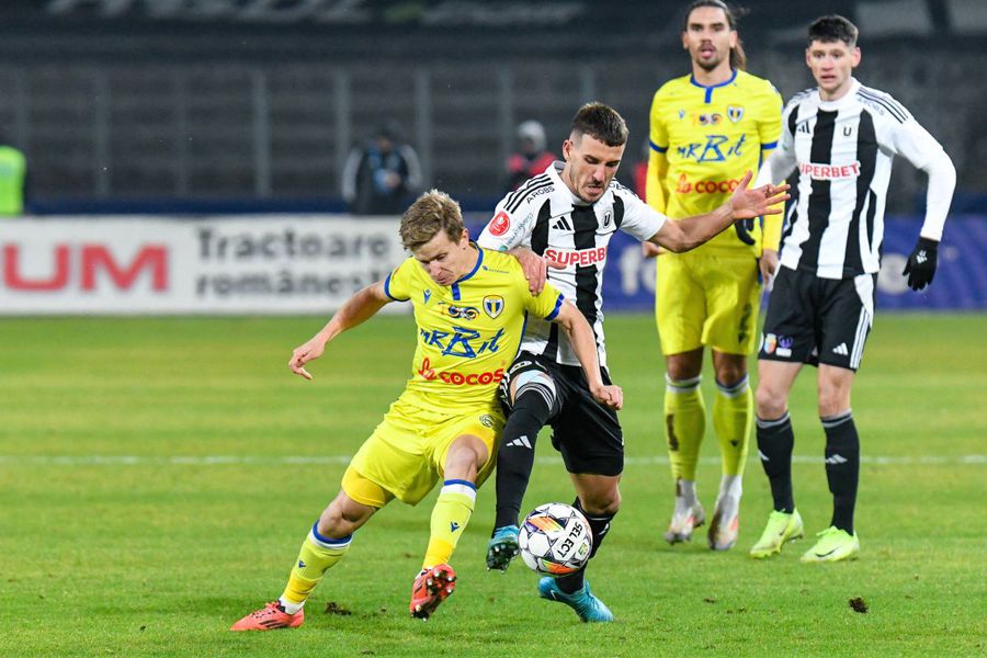 Răzvan Oaidă în tricoul celor de la U Cluj / foto: Imago Fostul jucător de la FCSB și Rapid s-a despărțit de echipa din Superliga » Litigiu cu clubul, după doar 7 meciuri