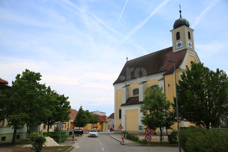 Biserica din Günselsdorf, aflată la câţiva metri de fosta clădire unde Cristela Georgescu a avut cabinet FOTO: Ionuţ Iordache (GSP)