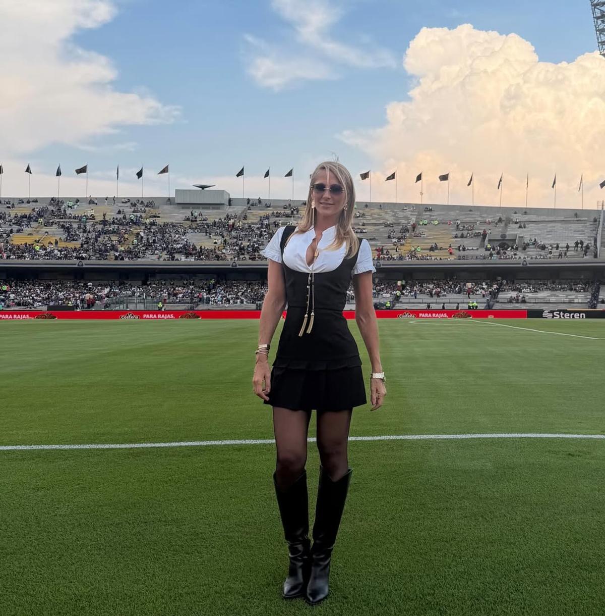 Ines Sainz, celebra reportera mexicană, care a făcut multe interviuri cu staruri ale sportului mondial