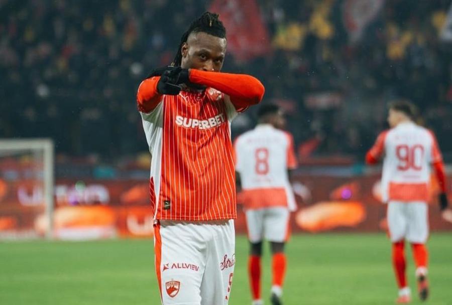 S-au săturat! Dinamo se poate despărți de unul dintre golgheteri în această vară