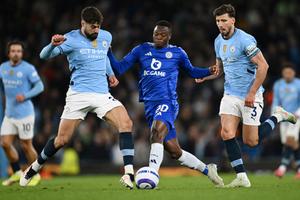 Real Madrid e de neoprit: vrea al treilea fundaș! » Pe cine ar putea transfera după Konate și Dumfries
