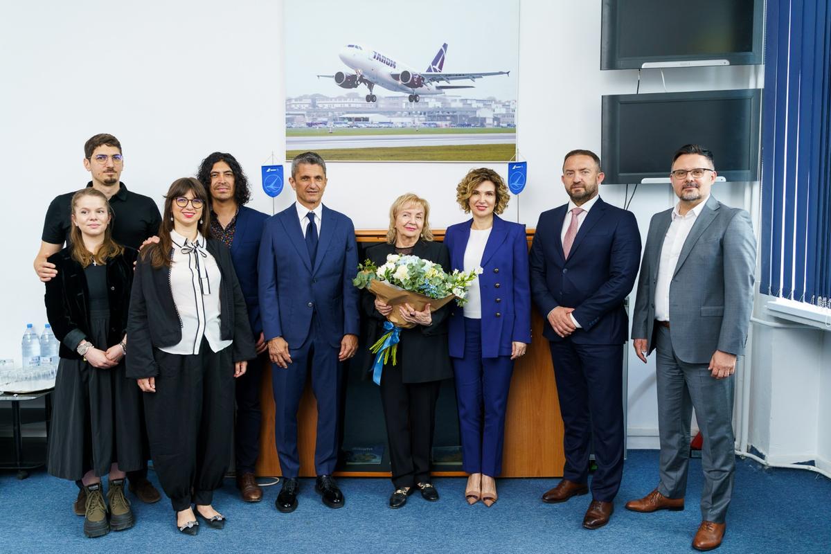 Avion Mircea Lucescu - Tarom