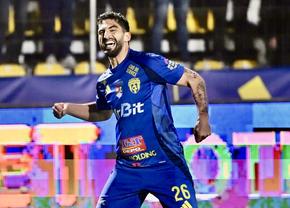 Rămâne în Superliga! » Atacantul a semnat cu noul club: „Alte două echipe l-au dorit”