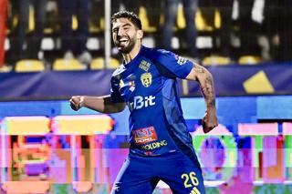 Rămâne în Superliga! » Atacantul a semnat cu noul club: „Alte două echipe l-au dorit”