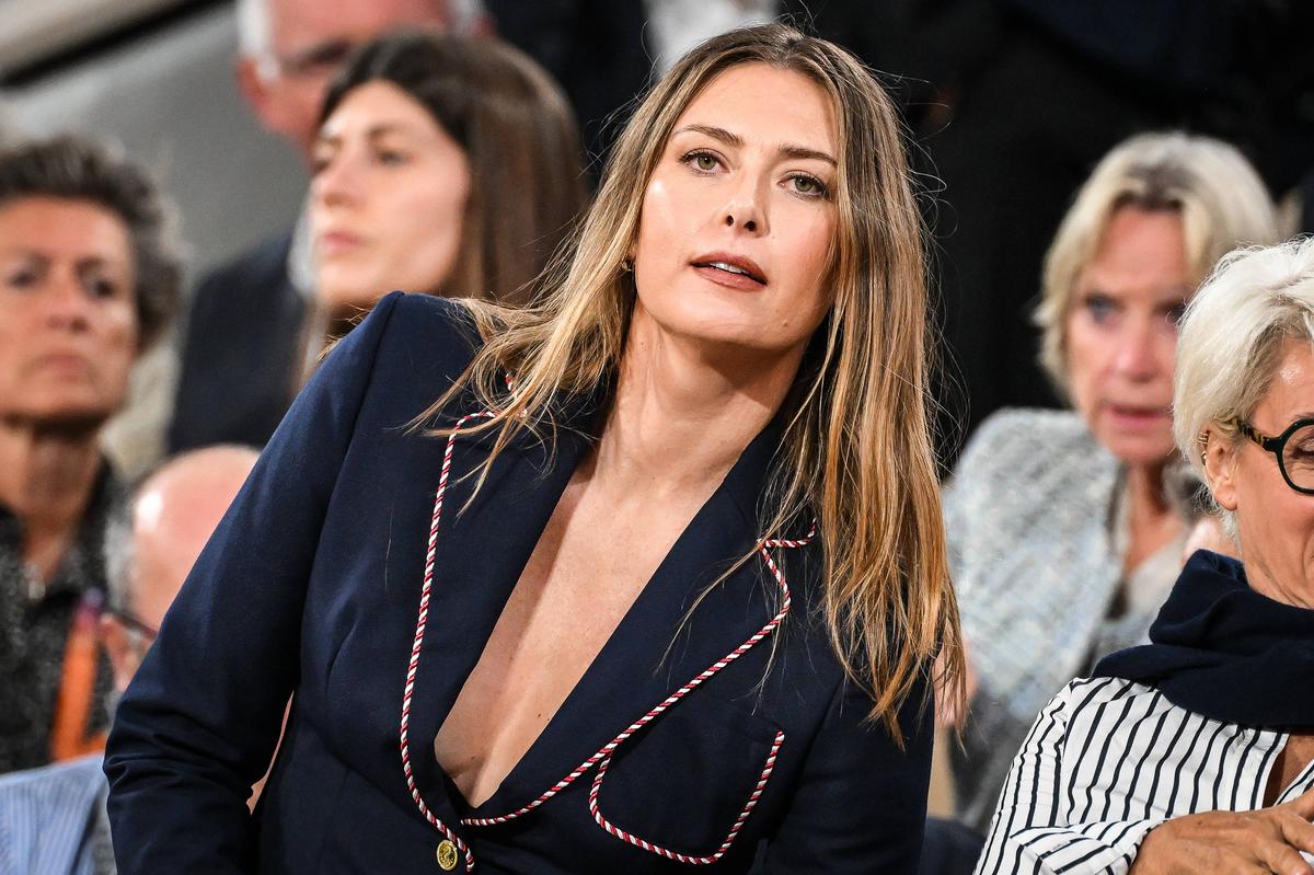 Maria Sharapova a apărut pe neașteptate la Roland Garros și a provocat un delir total: „Turneul e mai frumos când este ea aici”
