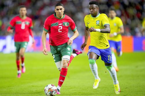 Achraf Hakimi și Vinicius se vor duela în grupa C. Foto: Getty Images