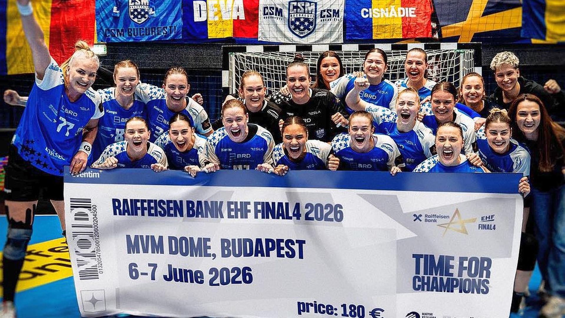Jucătoare de handbal feminin și volei feminin în acțiune pe teren, ilustrând buget CSM București pentru 2025 alocat acestor secții sportive. | sursa foto: Gazeta Sporturilor