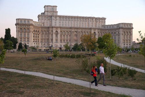 Un teren de 4.857 de mp din centrul Bucureștiului se poate transforma într-o bază sportivă pentru parlamentari