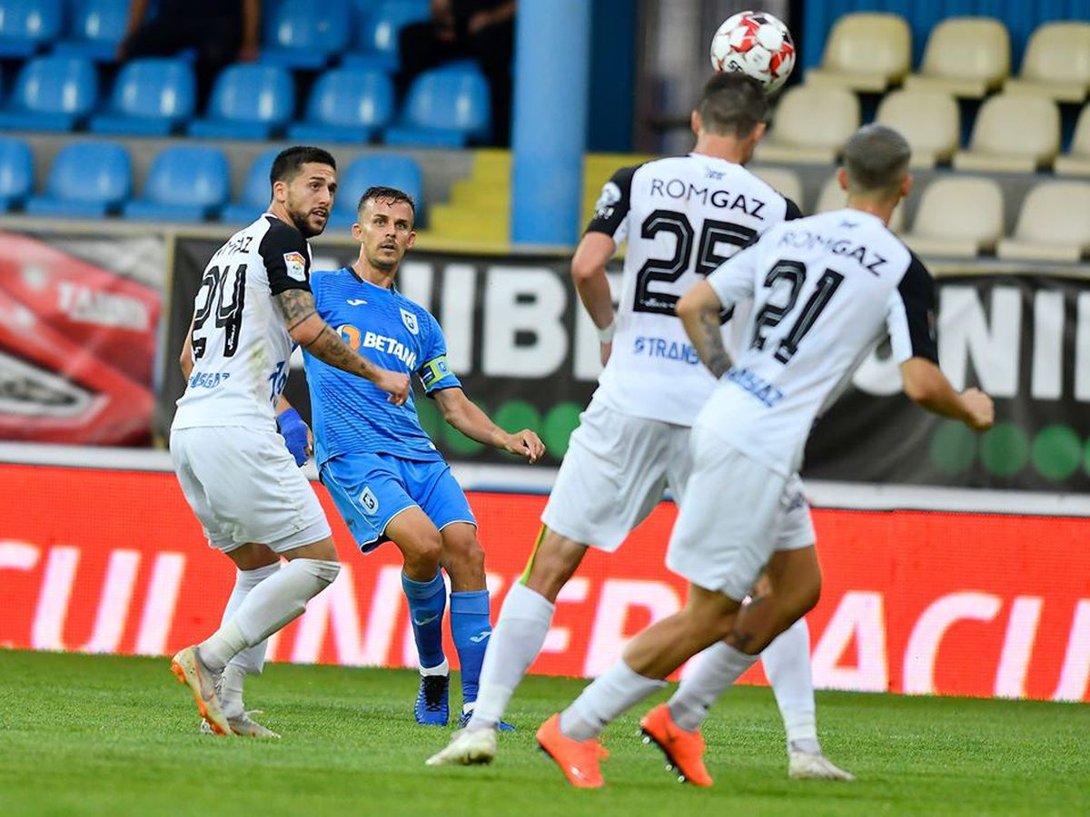 CRAIOVA - FCSB. Oltenii fac totul pentru a câștiga cu FCSB! Ce a decis Bergodi + cum va arăta echipa de start