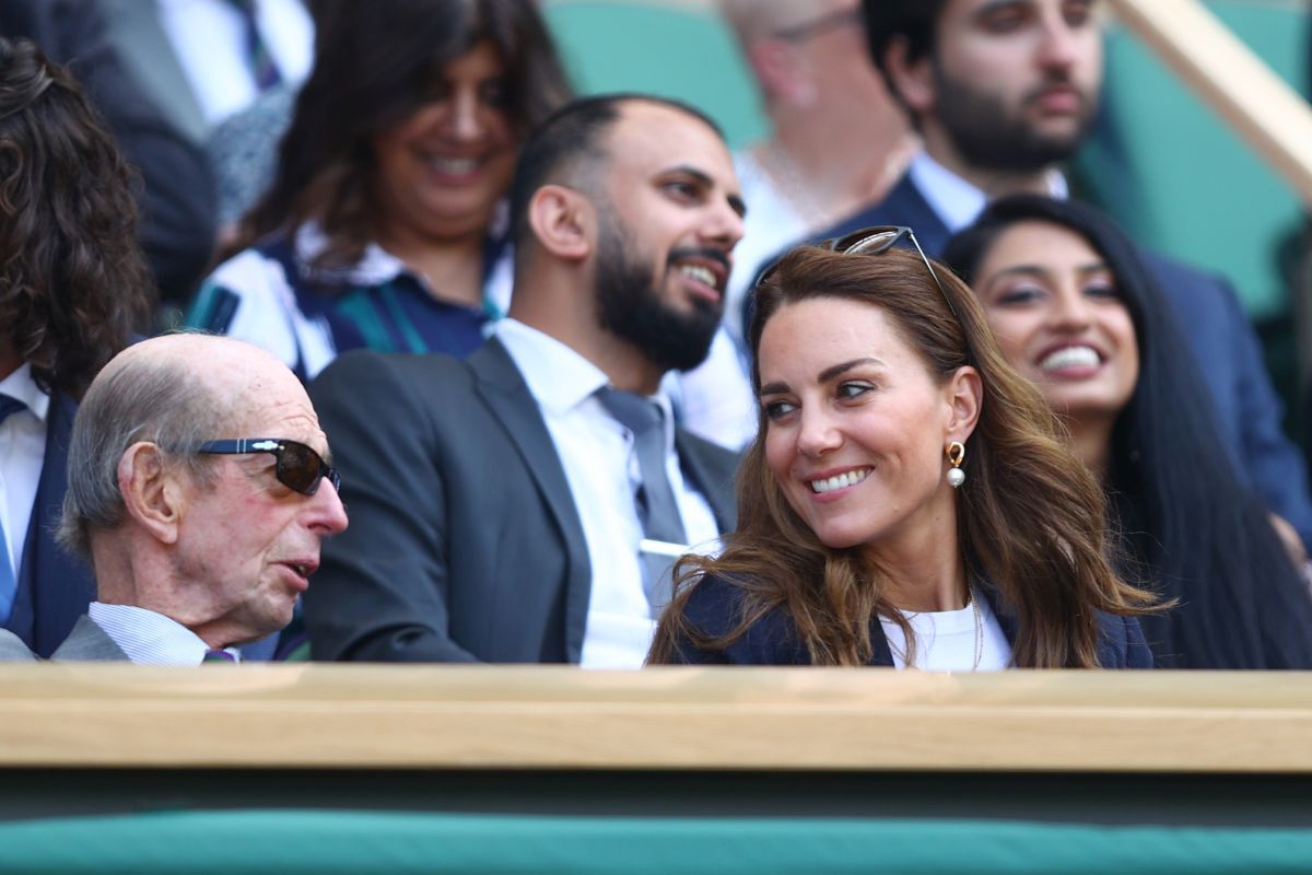 Imagini inedite cu Kate Middleton la Wimbledon » Ducesa de Cambridge a intrat în bucătărie