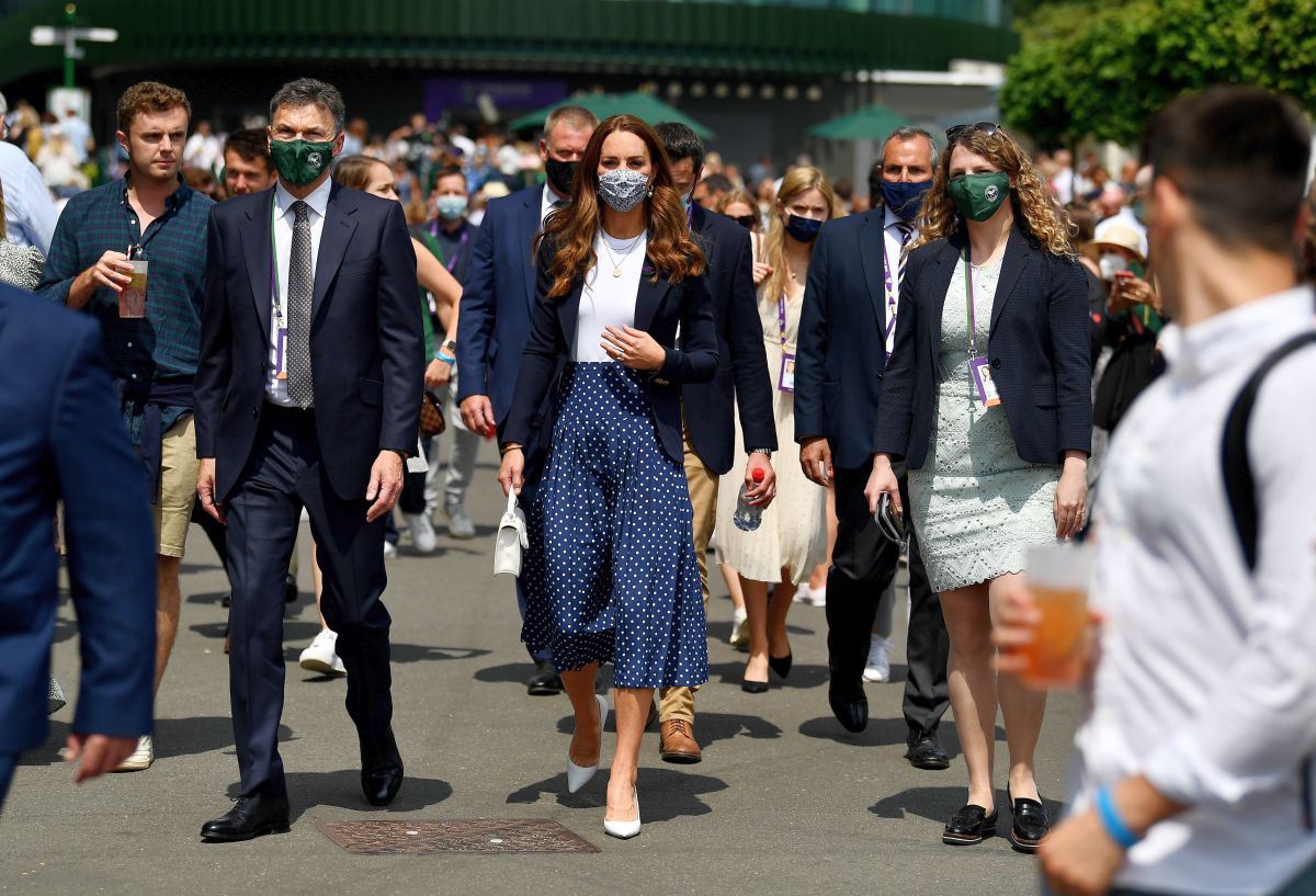 Imagini inedite cu Kate Middleton la Wimbledon » Ducesa de Cambridge a intrat în bucătărie