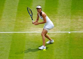 Sorana Cîrstea - Emma Răducanu, în turul III la Wimbledon » Britanica e la conducere!