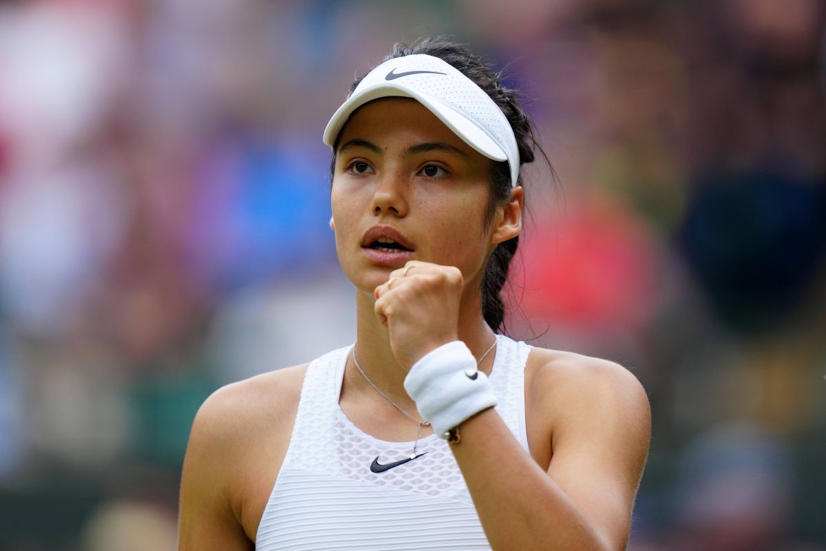 Emma Răducanu a provocat hohote de râs, după victoria cu Sorana Cîrstea + RECORD la Wimbledon!