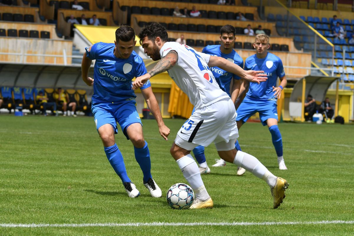 Farul lui Gică Hagi, două rezultate negative într-o singură zi