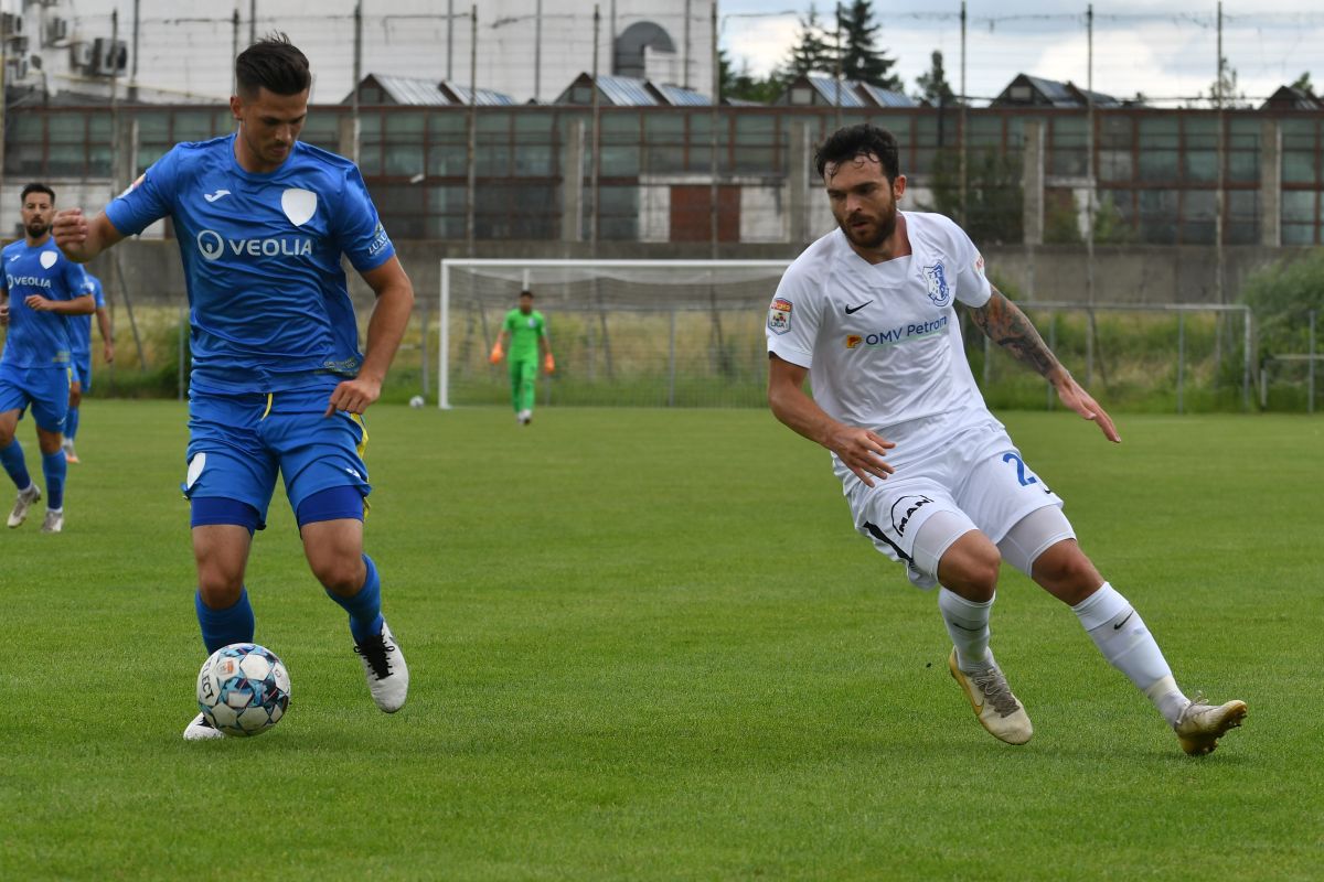 Farul lui Gică Hagi, două rezultate negative într-o singură zi