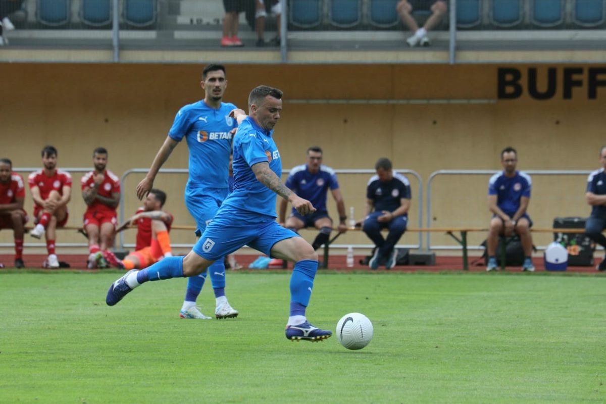 CS Universitatea Craiova - Olympiacos 0-2 » Olteni „știrbi” în cel mai tare amical al verii