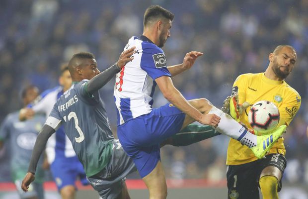 CFR Cluj a ajuns la 8 transferuri în mercato » Ultimul jucător prezentat oficial