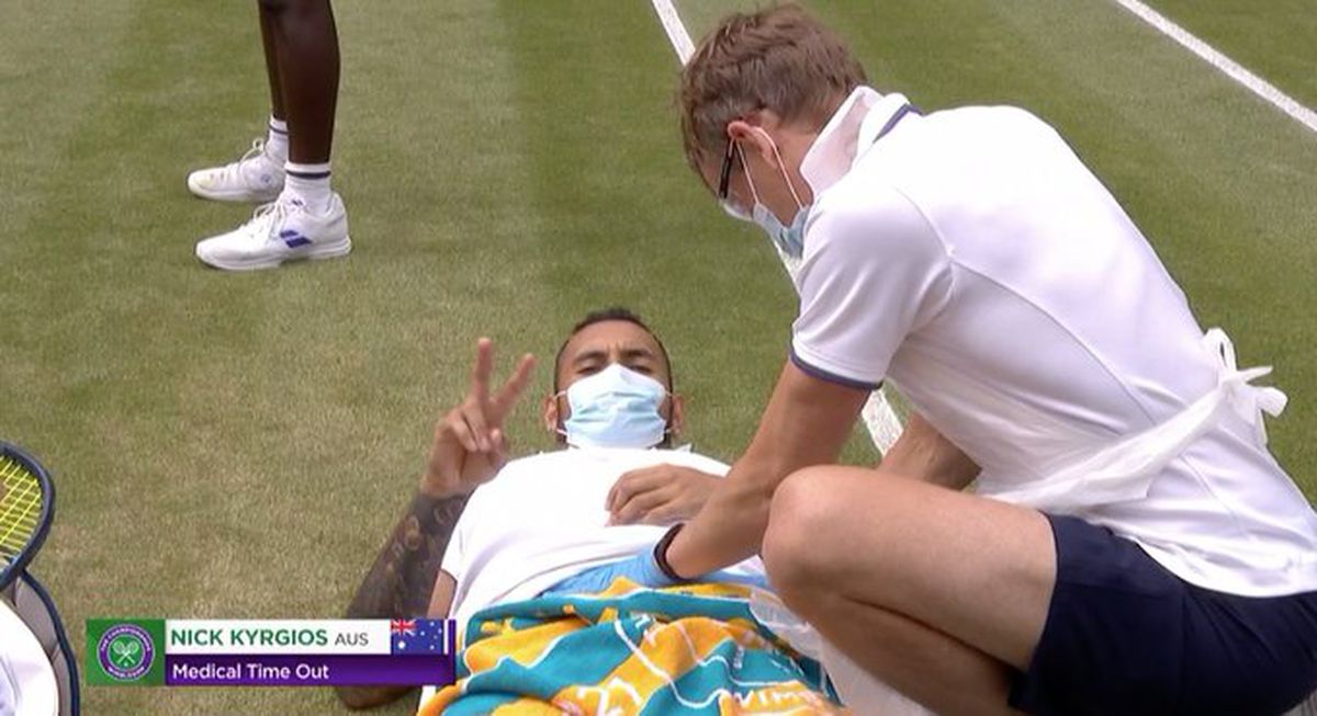 Și când se retrage, o face cu stil! Nick Kyrgios, one-man show la Wimbledon: „Arată mai bine decât mine”
