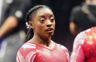 „Mă întrebam: de ce pisica e sătulă, iar eu sufăr atât de foame?” » Simone Biles, mărturisiri tulburătoare din copilărie