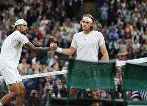 Stefanos Tsitsipas, discurs dur la adresa lui Kyrgios, după scandalul de la Wimbledon: „Are o latură întunecată, își agresează adversarii”