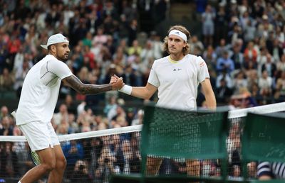 Stefanos Tsitsipas, discurs dur la adresa lui Kyrgios, după scandalul de la Wimbledon: „Are o latură întunecată, e un agresor! Probabil, la școală era un bătăuș”