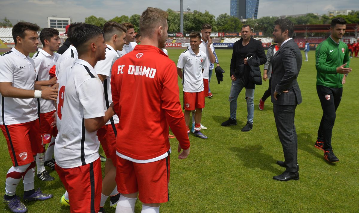 „Mi-am făcut curaj să scriu acest mesaj...” » Scrisoarea emoționantă a jucătorului alungat de Dinamo: „De ce nu am reușit? Aș răspunde în felul următor”