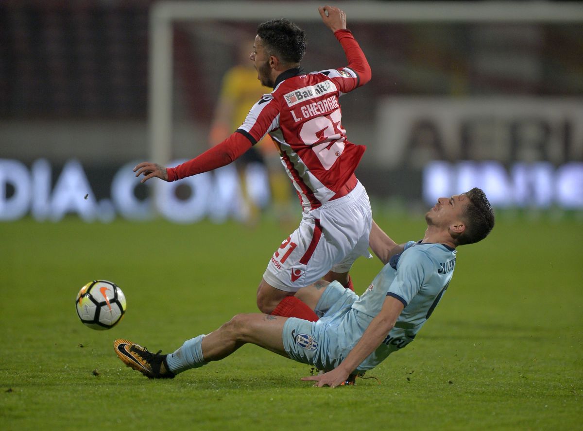 Strigătul jucătorului captiv la Dinamo: „Am intrat în depresie, ne-au înlăturat ca pe niște câini vagabonzi!” + Ignorat și acum de șefi: „Le-am spus să-mi dea actele, dar n-am primit niciun răspuns”