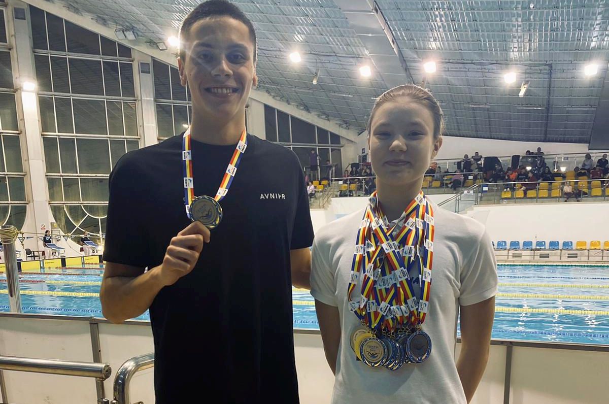 La 13 ani a bătut recordul Dianei Mocanu, acum are planuri mari la Europenele de juniori: „La 05:30 sunt la bazin, iar la 18:00 ajung acasă”