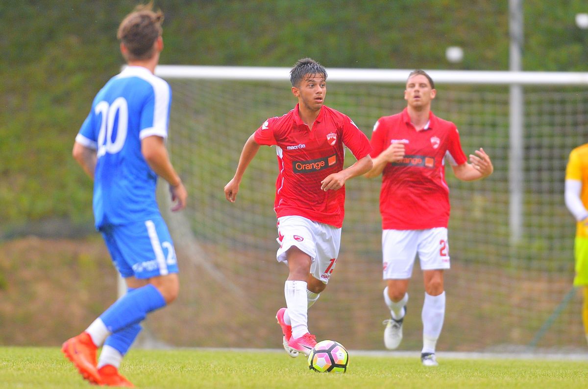 „Mi-am făcut curaj să scriu acest mesaj...” » Scrisoarea emoționantă a jucătorului alungat de Dinamo: „De ce nu am reușit? Aș răspunde în felul următor”