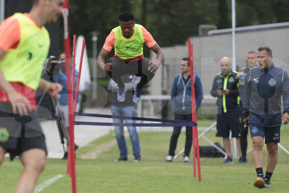 Siyabonga Ngezana la antrenamentul FCSB, 3 iulie