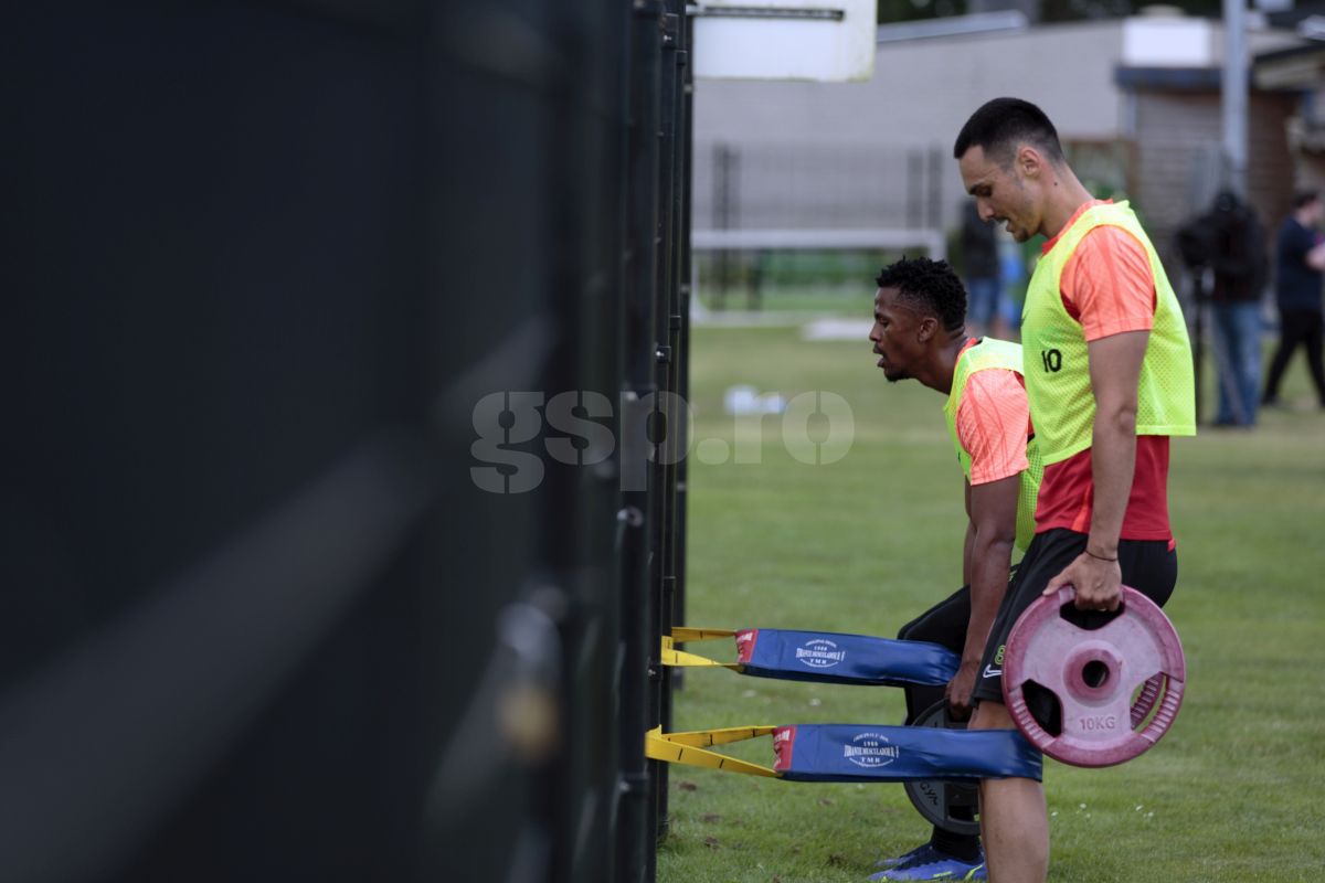 Siyabonga Ngezana la antrenamentul FCSB, 3 iulie