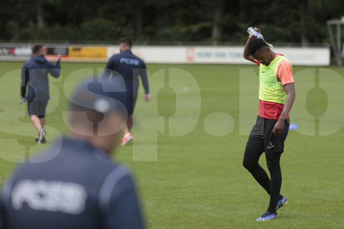 Siyabonga Ngezana la antrenamentul FCSB, 3 iulie