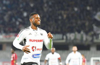 Gigi Becali l-a pierdut și pe Thiam » Senegalezul a fugit de la U Cluj și a fost prezentat la noua echipă