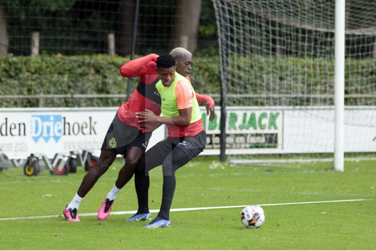 Siyabonga Ngezana la antrenamentul FCSB, 3 iulie