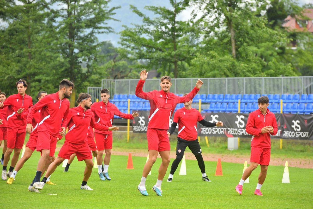 Imagini inedite: Ce a reușit Burcă la Dinamo + Acționarul se antrenează de parcă vrea să fie titular în derby :D