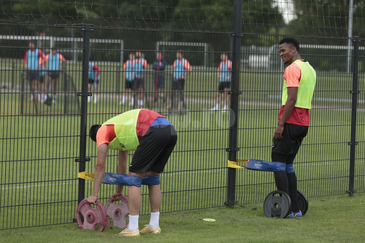 Siyabonga Ngezana la antrenamentul FCSB, 3 iulie