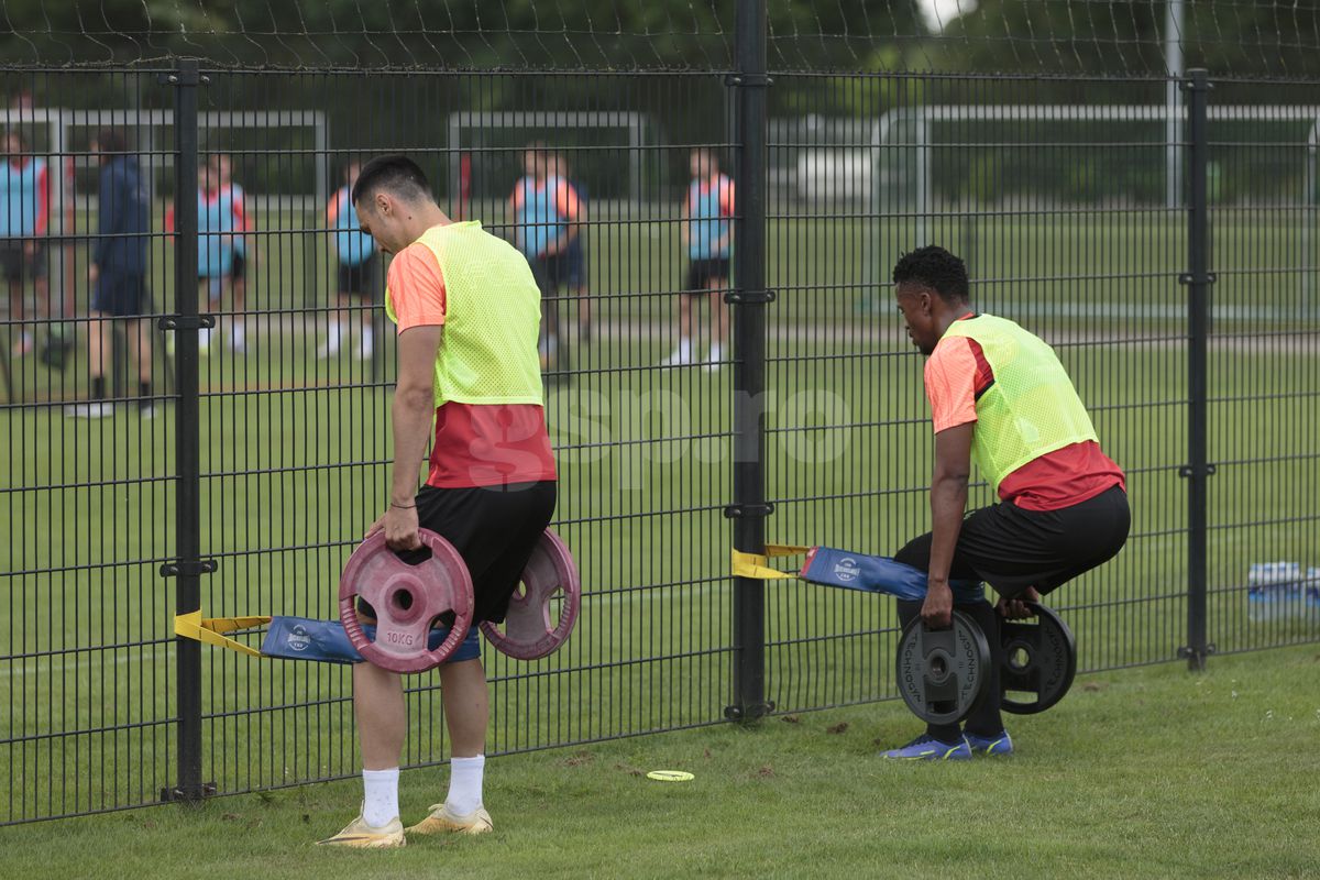 Antrenament FCSB 3 iulie /  Siyabonga Ngezana