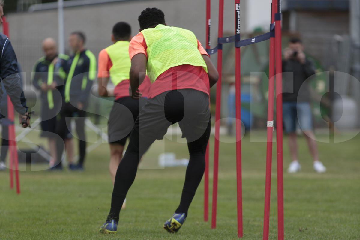 Siyabonga Ngezana la antrenamentul FCSB, 3 iulie