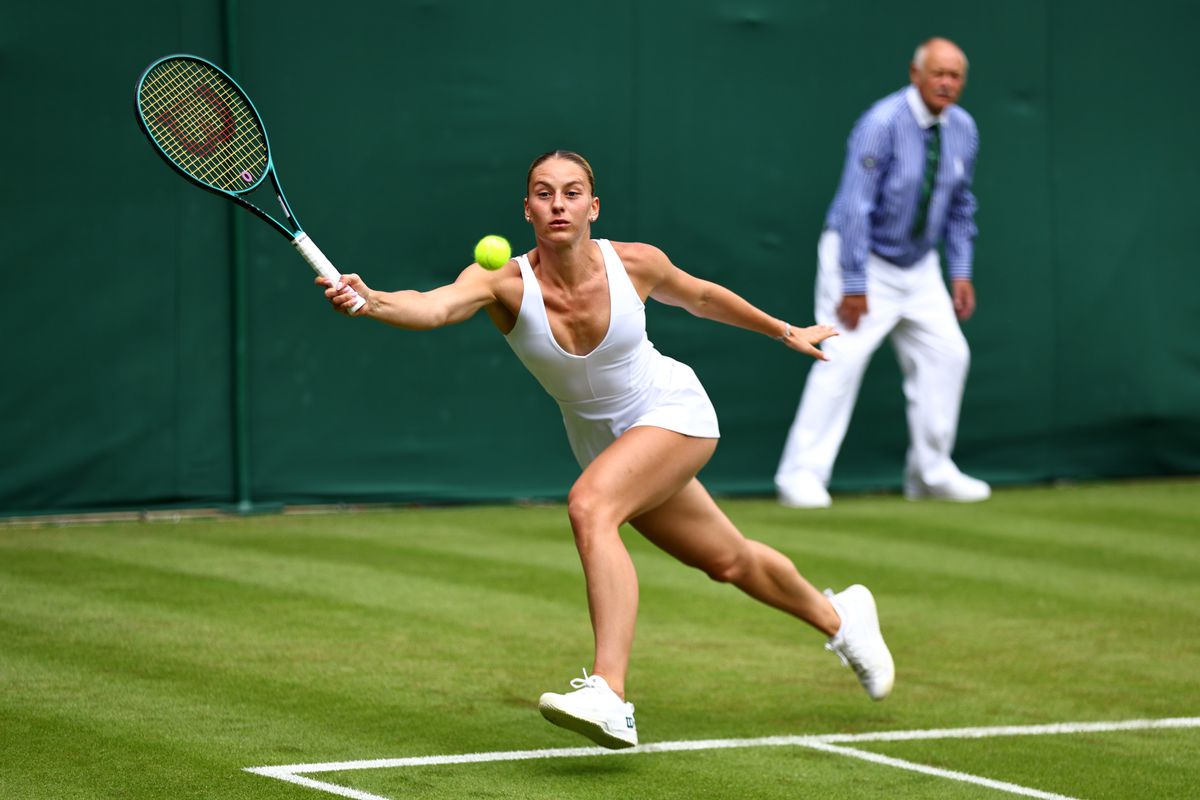 Mireasa „Sportului Alb” » Jucătoarea de la Wimbledon care a apărut într-un echipament replică după rochia ei de nuntă