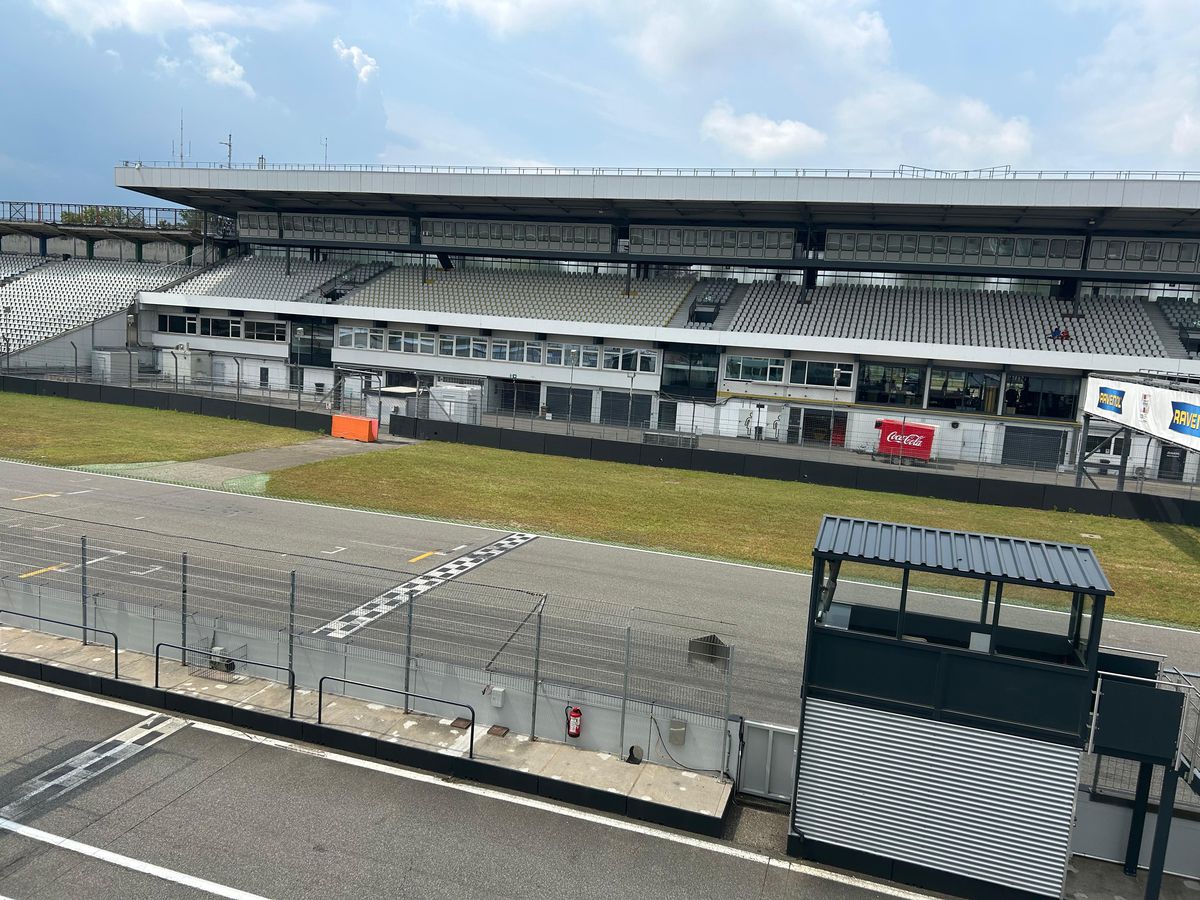 În vizită la Hockenheimring, legendarul circuit aproape de centenar » Cum arată acum locul în care Schumacher a triumfat de 4 ori + Perspectivele revenirii în Formula 1